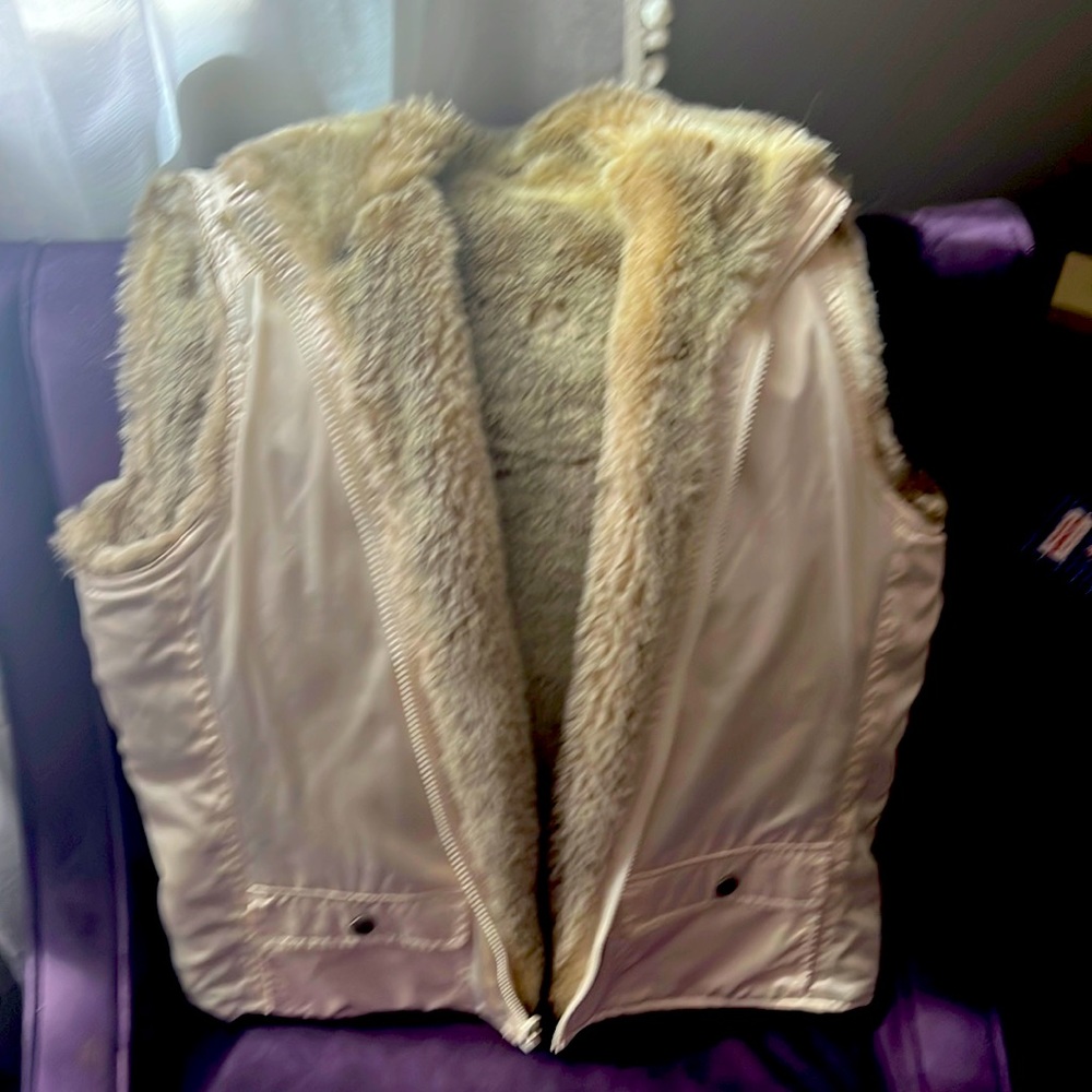 Reversible Fur / Satin Cream Warm vest Small